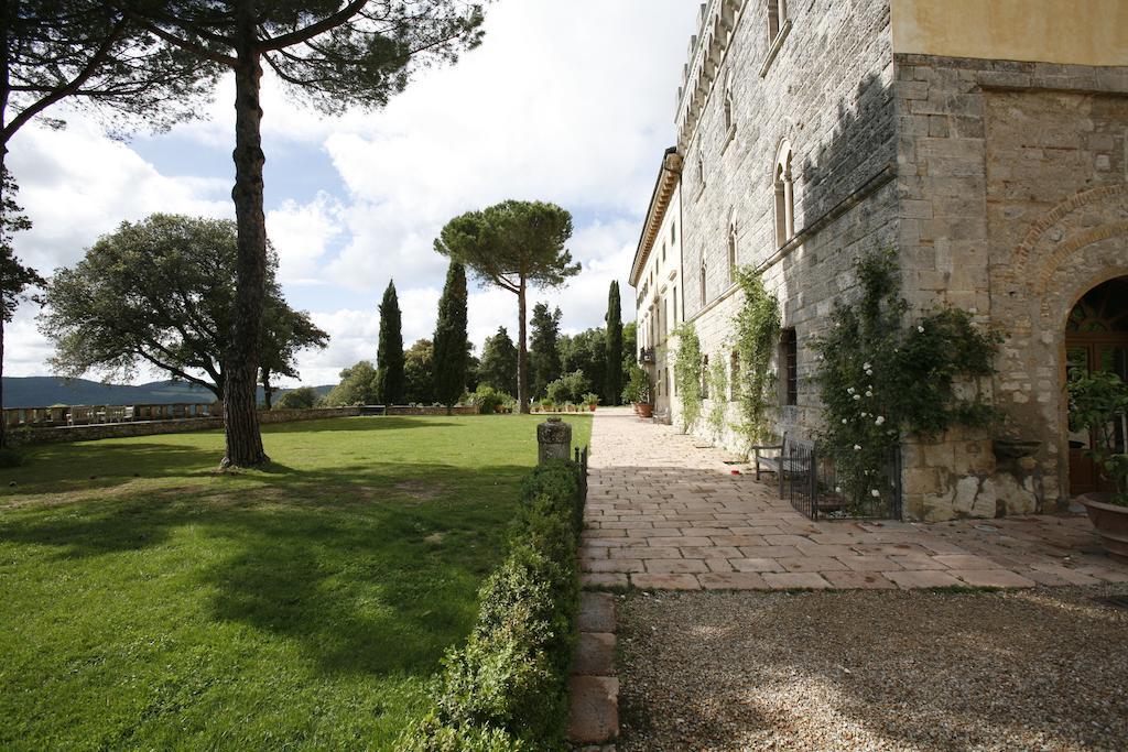 Borgo Pignano Tuscany Exterior foto